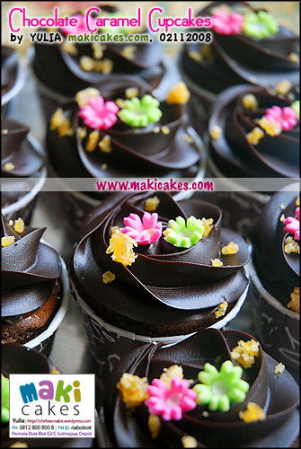 chocolate-caramel-cupcakes_-maki-cakes